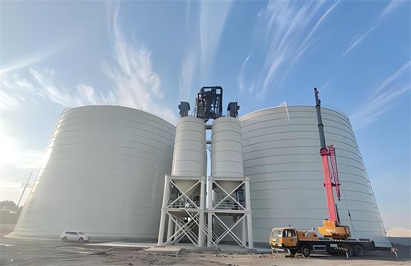 郊区大型钢板库